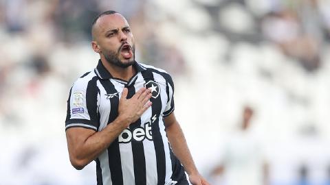 Capa de Botafogo vence Corinthians em noite de Arthur Cabral